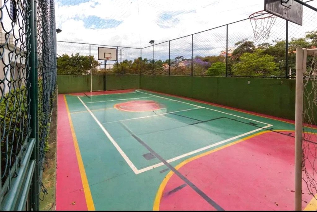 Apartamento à venda com 3 quartos, sendo 1 suíte, em Cidade São Francisco, São Paulo, SP