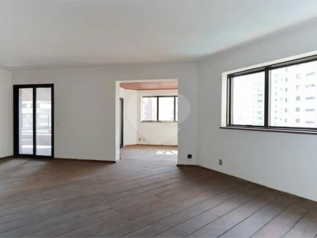 Apartamento à venda com 4 suítes em Santana, São Paulo, SP