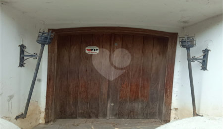Casa à venda com 4 quartos, sendo 2 suítes,  no condomínio Associação Reserva das Hortênsias, Mairiporã - SP