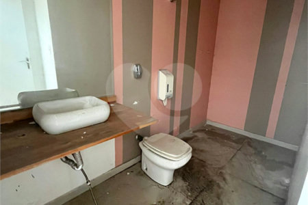Casa à venda ou para alugar com 3 quartos em Brooklin Paulista, São Paulo, SP