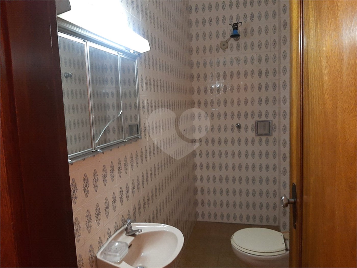 Casa à venda com 4 quartos, sendo 2 suítes, em Jardim Franca, São Paulo, SP