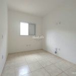 Casa à venda com 2 quartos, sendo 1 suíte, no condomínio Figueiras, Atibaia - SP