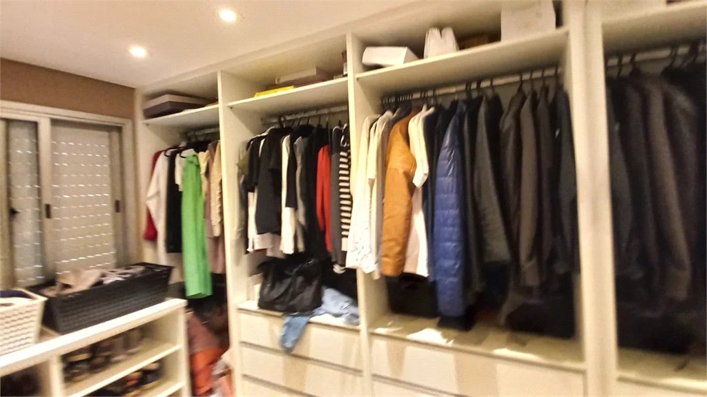 Apartamento à venda com 3 quartos, sendo 1 suíte,  em Jardim Luísa, São Paulo, SP