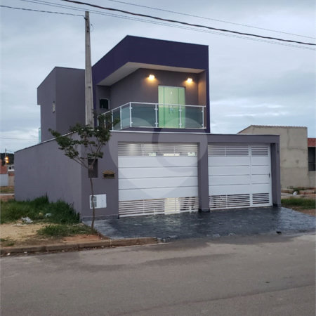 Sobrado à venda com 3 quartos, sendo 1 suíte,  em Residencial Jardim Nathália, Sorocaba, SP