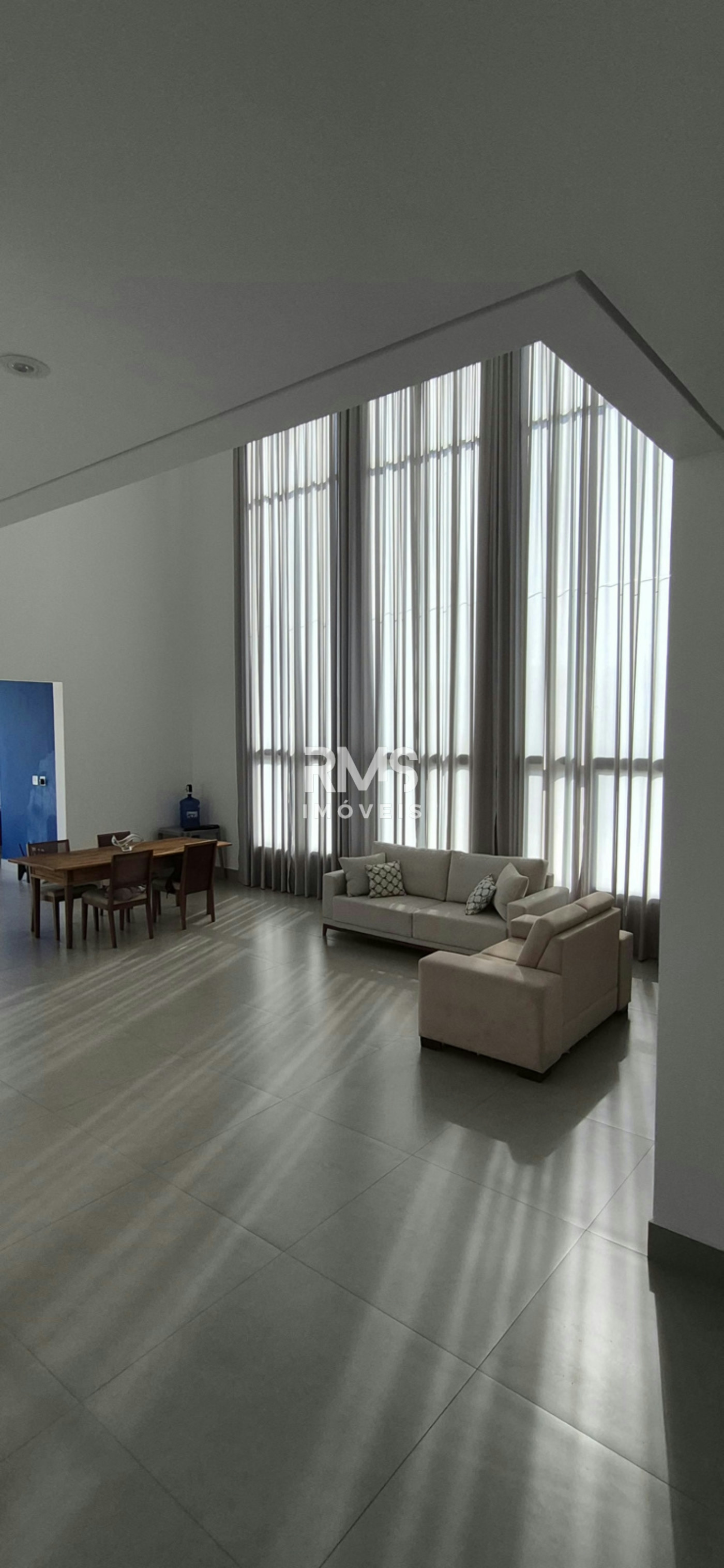 Casa à venda com 3 suítes no condomínio Residencialsaint Paul, Itu - SP