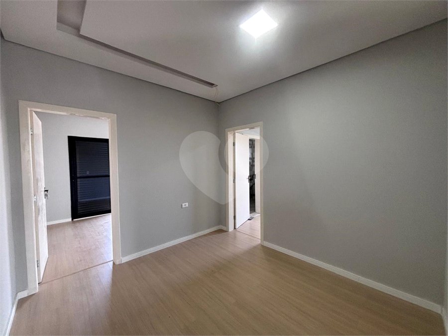 Casa à venda com 3 suítes no condomínio Helena Maria, Sorocaba - SP