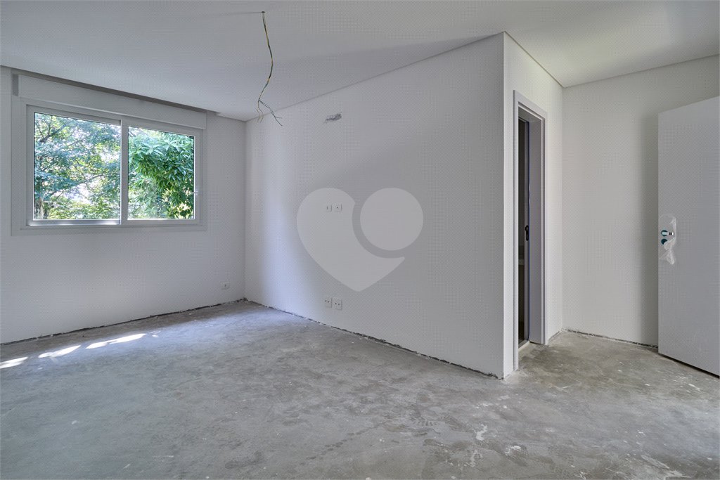 Casa à venda com 4 suítes no condomínio Liló, São Paulo - SP