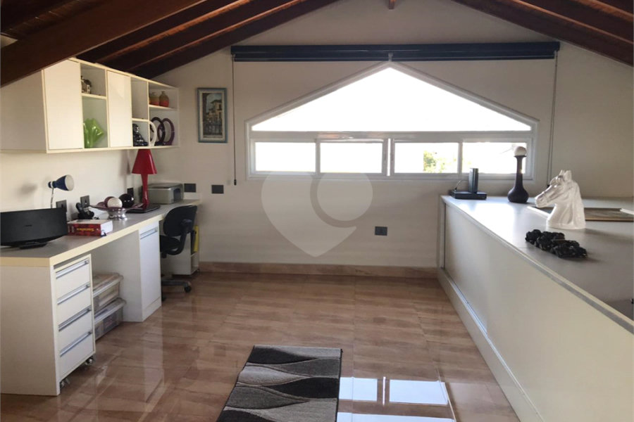 Casa à venda com 4 suítes no condomínio Mirante do Horto, São Paulo - SP