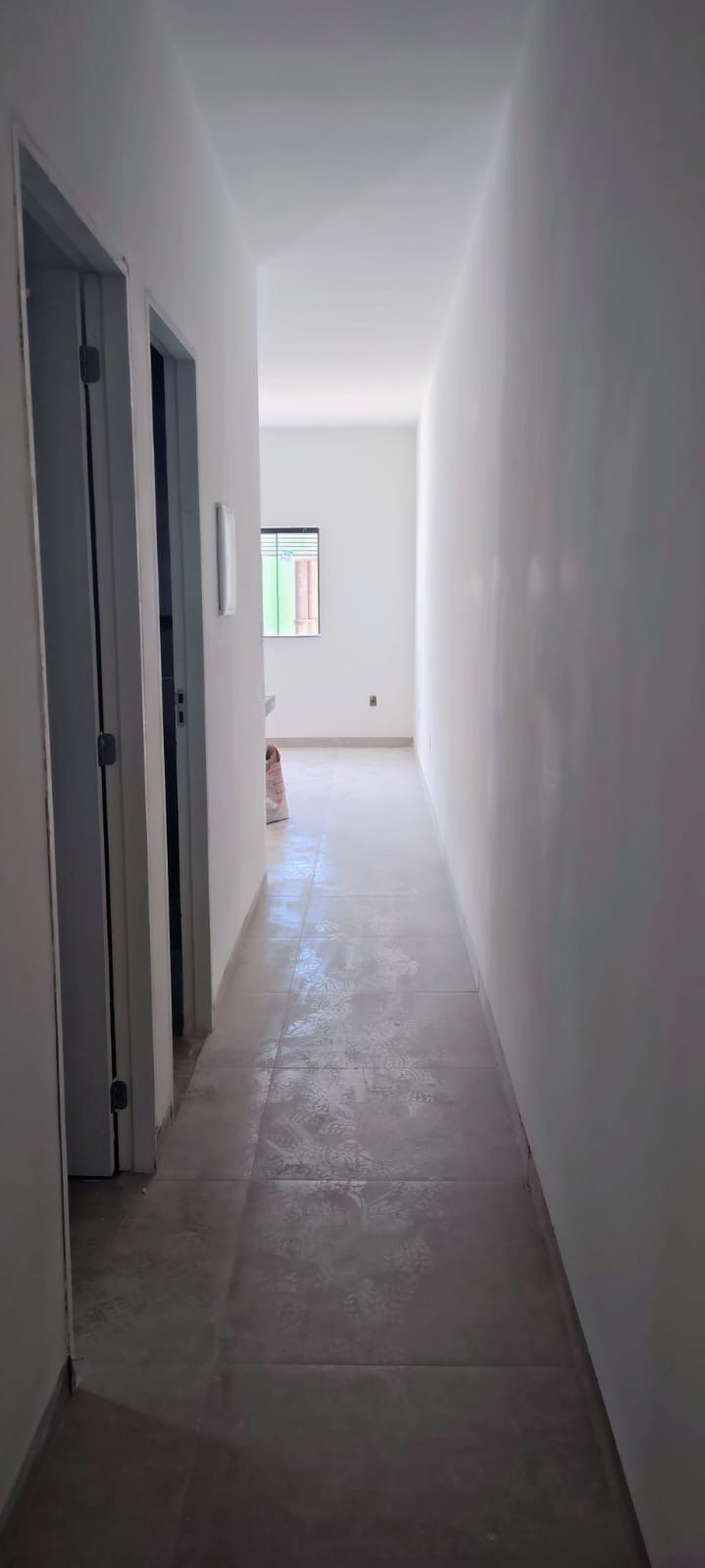 Casa à venda com 2 quartos em Vila dos Ferroviários, Três Lagoas, MS