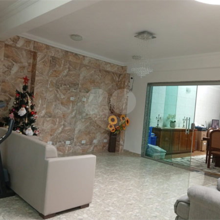 Sobrado à venda ou para alugar com 3 quartos, sendo 2 suítes,  em Jardim São José (zona Norte), São Paulo, SP