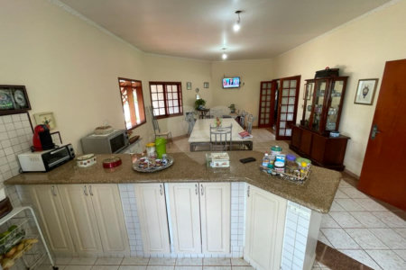 Chácara à venda com 3 suítes no Centro, Araçoiaba da Serra, SP