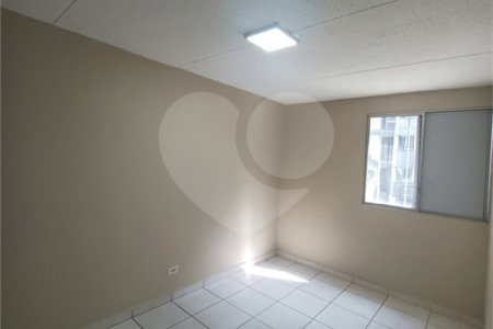 Apartamento à venda com 2 quartos em Jardim Santa Mônica, São Paulo, SP