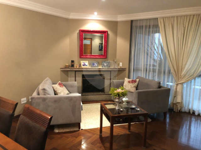 Apartamento à venda com 4 quartos, sendo 3 suítes,  em Morumbi, São Paulo, SP