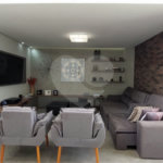 Casa à venda ou para alugar com 4 suítes no condomínio Figueira Garden, Atibaia - SP