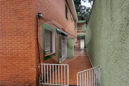 Sobrado para alugar com 5 quartos, sendo 3 suítes, em Jardim do Mar, São Bernardo do Campo, SP