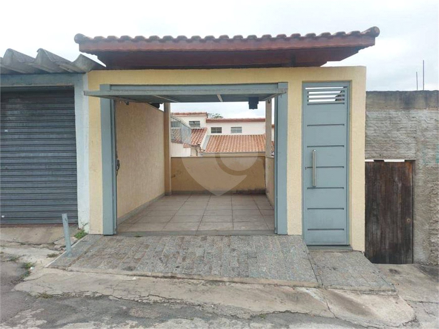 Sobrado à venda com 4 quartos em Parada Inglesa, São Paulo, SP
