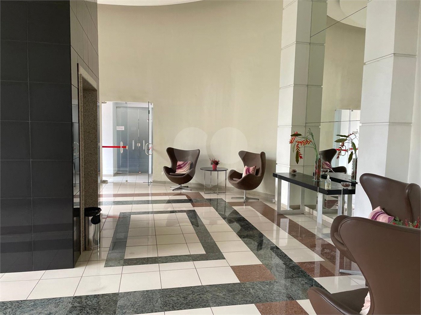 Apartamento à venda com 3 suítes em Campo Belo, São Paulo, SP