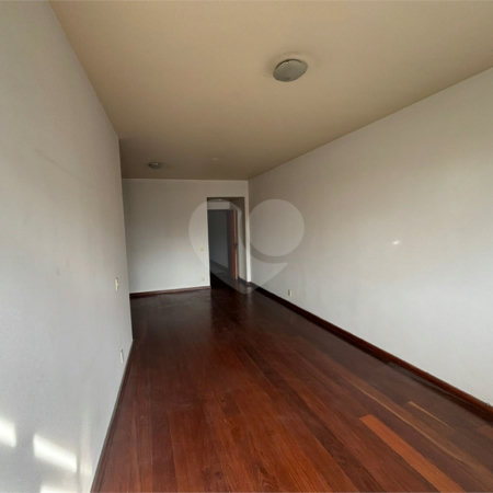 Apartamento à venda com 4 quartos, sendo 1 suíte,  em Tijuca, Rio de Janeiro, RJ
