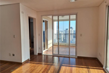 Cobertura à venda com 2 quartos, sendo 1 suíte, em Pinheiros, São Paulo, SP