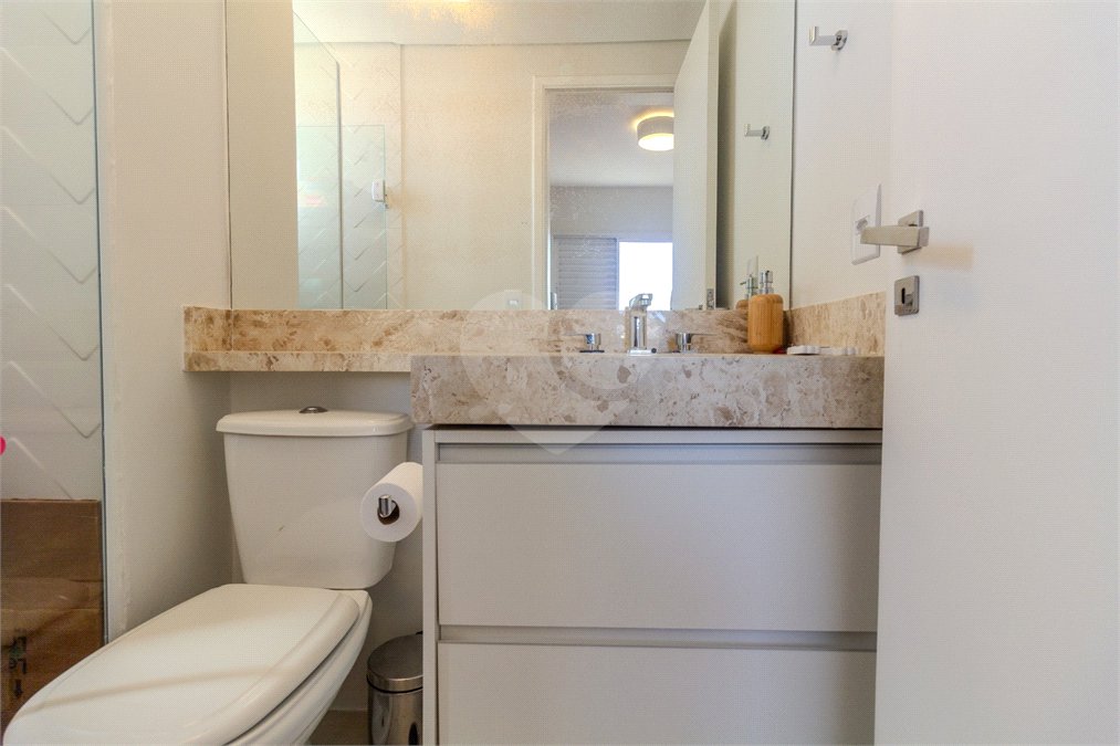 Apartamento à venda com 3 suítes em Vila Ipojuca, São Paulo, SP
