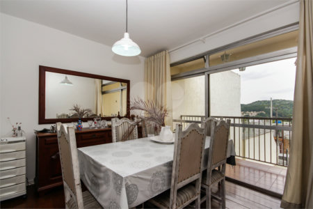 Sobrado à venda com 3 quartos, sendo 2 suítes, em Vila Clarice, São Paulo, SP