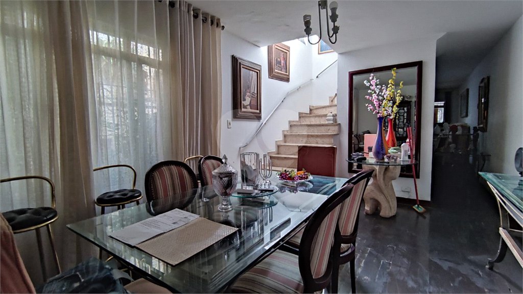 Casa à venda com 3 quartos, sendo 1 suíte, em Mirandópolis, São Paulo, SP