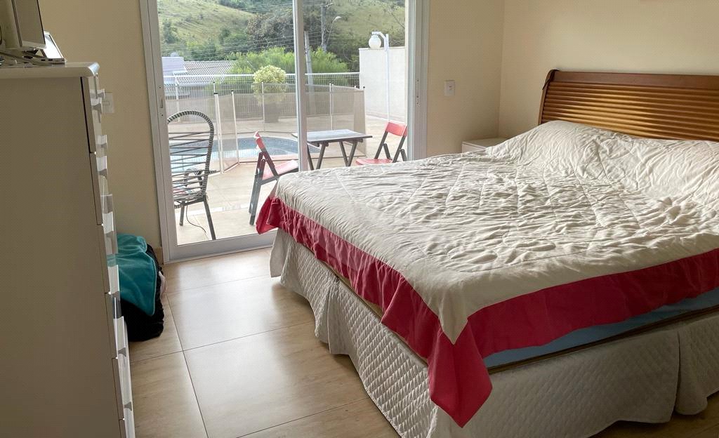 Casa à venda com 3 quartos, sendo 1 suíte, no condomínio Vila Hipica Ii, Vinhedo - SP
