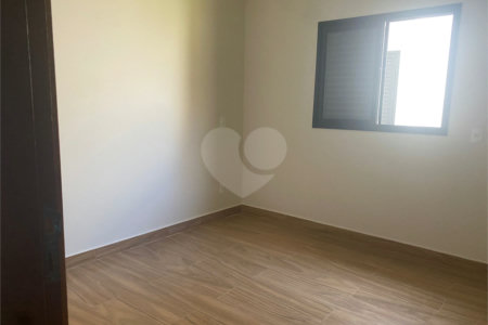 Casa à venda com 3 suítes no condomínio Condomíno Helena Maria, Sorocaba - SP
