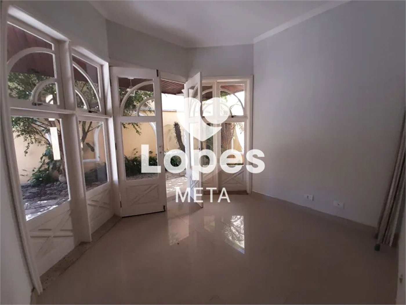 Casa à venda com 4 suítes no condomínio Altos da Serra Ii, São José dos Campos - SP