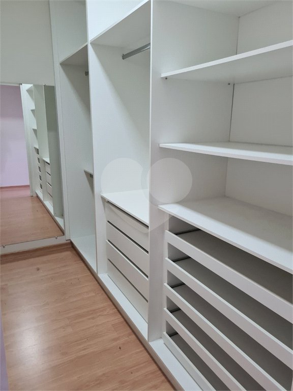 Casa à venda com 3 suítes no condomínio Reserva da Mata, Vinhedo - SP