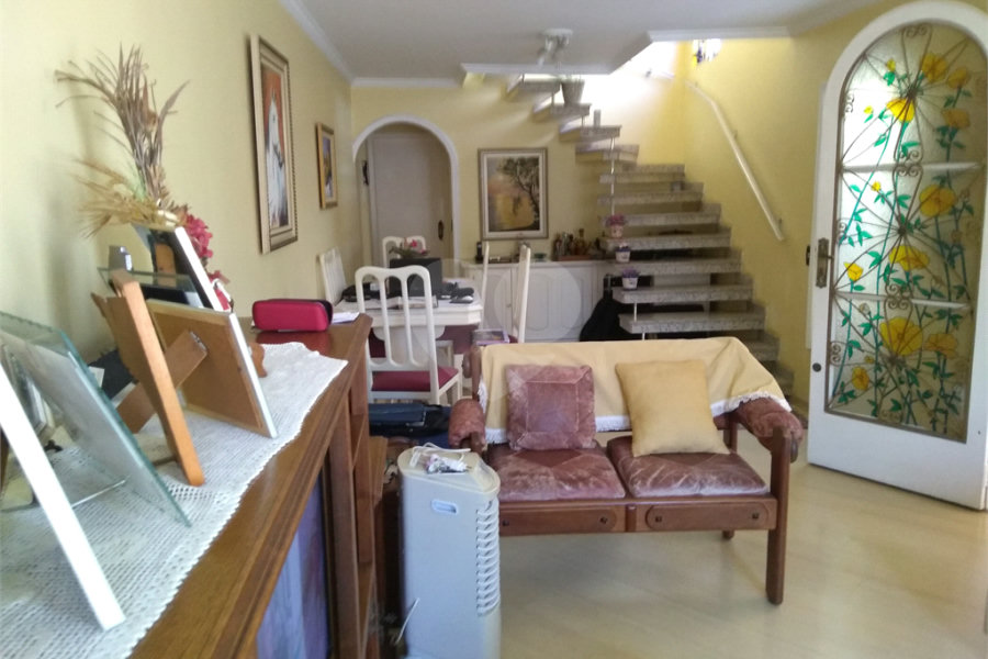 Sobrado à venda com 3 quartos, sendo 1 suíte,  em Vila Ester (zona Norte), São Paulo, SP