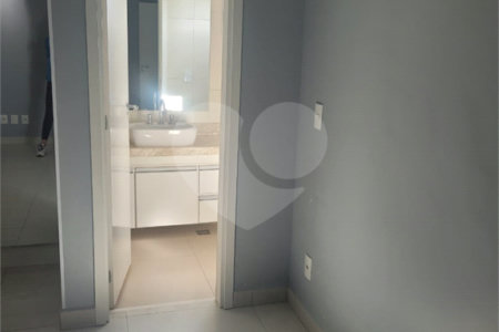 Apartamento à venda com 2 quartos, sendo 1 suíte, em Vila Teixeira, Salto, SP
