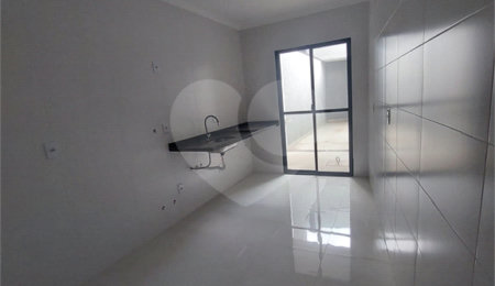 Sobrado à venda com 3 quartos, sendo 1 suíte,  em Vila Carrão, São Paulo, SP