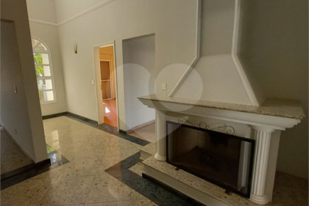 Casa à venda com 5 quartos, sendo 3 suítes, no condomínio Vinhas da Vista Alegre - Lado Sede, Vinhedo - SP