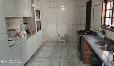 Casa à venda com 4 quartos, sendo 3 suítes,  no condomínio Sausalito, Mairiporã - SP