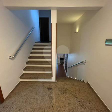 Casa à venda com 3 quartos, sendo 1 suíte,  em Vila Suissa, Mogi das Cruzes, SP