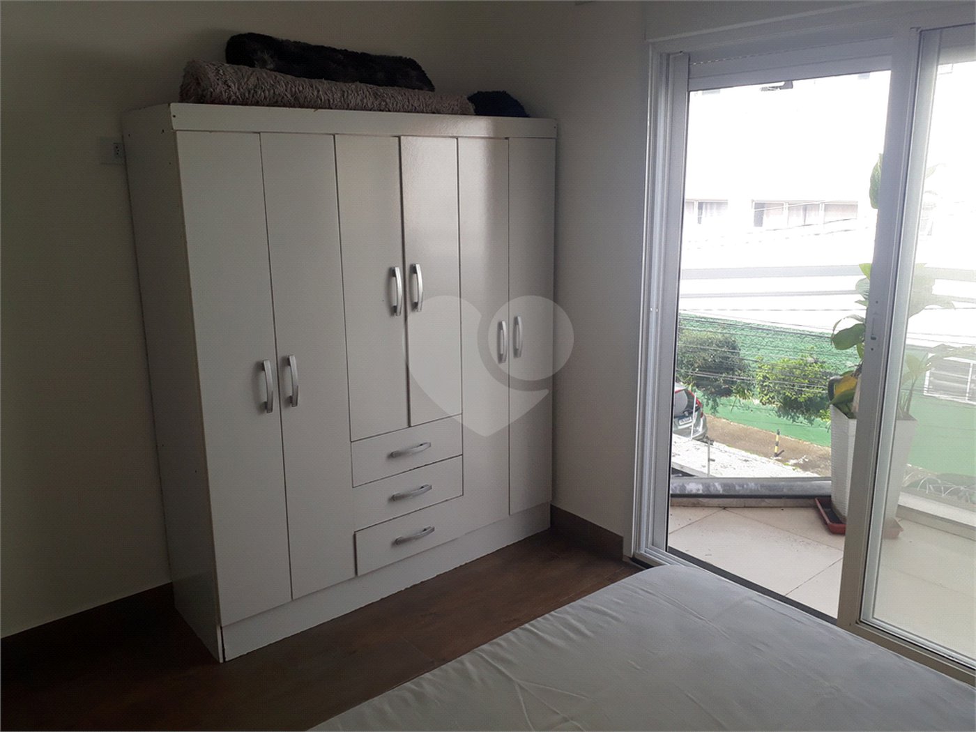 Sobrado à venda com 4 quartos, sendo 1 suíte, em Tremembé, São Paulo, SP