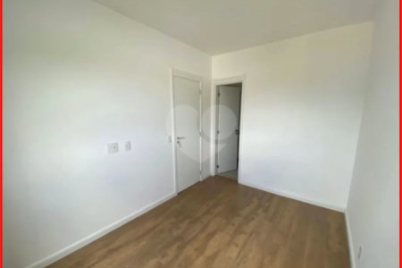 Apartamento à venda com 3 quartos, sendo 1 suíte,  em Vila Andrade, São Paulo, SP