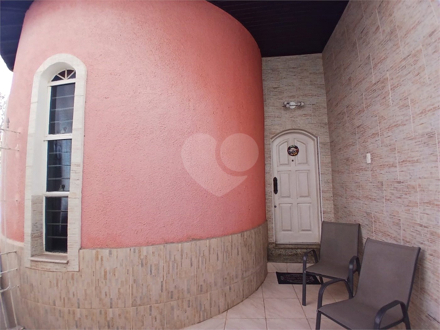 Casa à venda com 3 quartos, sendo 1 suíte,  em Esplanada Mendes Moraes, São Roque, SP