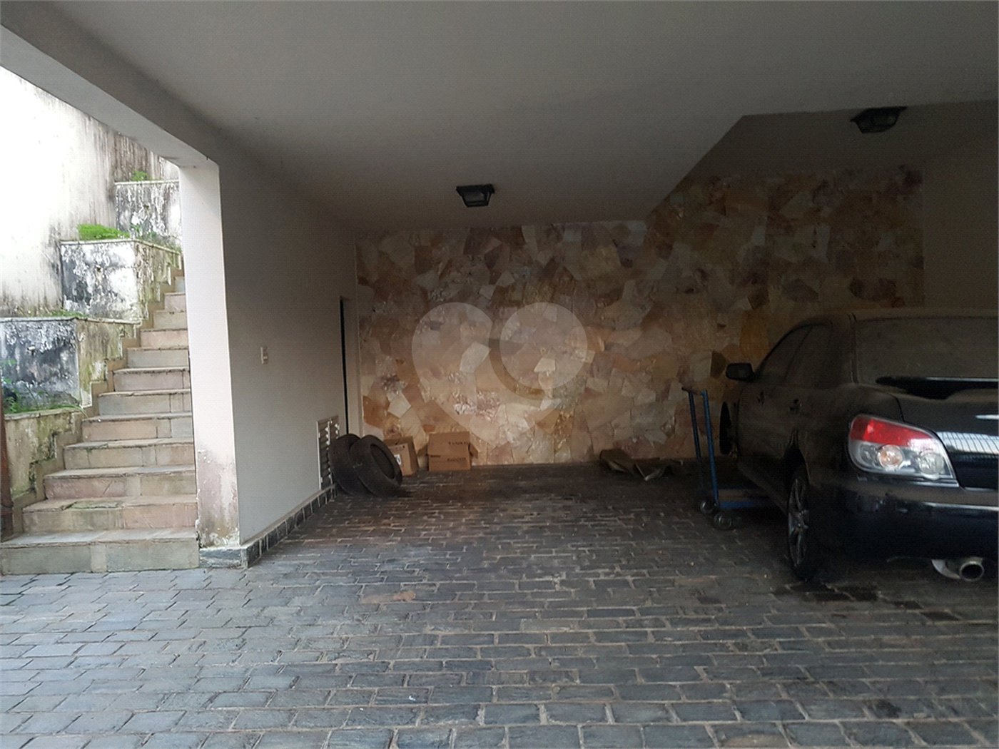 Sobrado à venda com 3 quartos, sendo 1 suíte, em Tremembé, São Paulo, SP