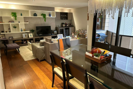 Apartamento à venda com 3 suítes em Vila Olímpia, São Paulo, SP