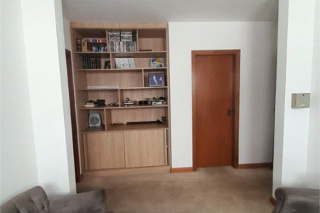 Casa para alugar com 3 quartos, sendo 1 suíte,  em Vila Sônia, São Paulo, SP