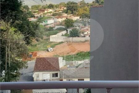 Casa à venda com 3 quartos, sendo 1 suíte, em Jardim Imperial, Atibaia, SP