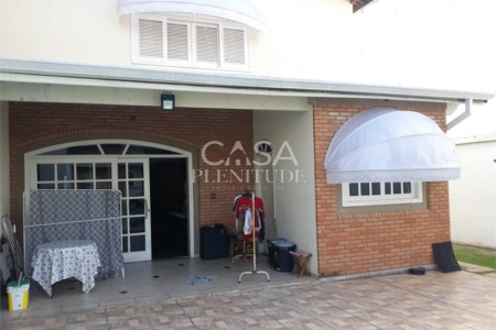 Casa à venda com 4 quartos, sendo 1 suíte, em Vila Jardini, Sorocaba, SP