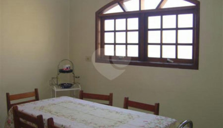 Sobrado à venda com 5 quartos, sendo 1 suíte,  em Vila Nova Cachoeirinha, São Paulo, SP