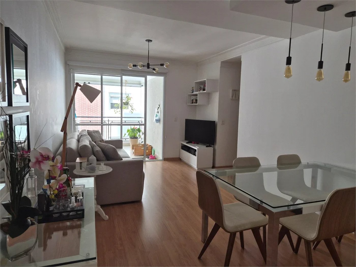 Apartamento à venda com 2 quartos, sendo 1 suíte, em Pinheiros, São Paulo, SP