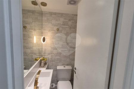 Apartamento à venda com 3 suítes em Santa Teresinha, São Paulo, SP