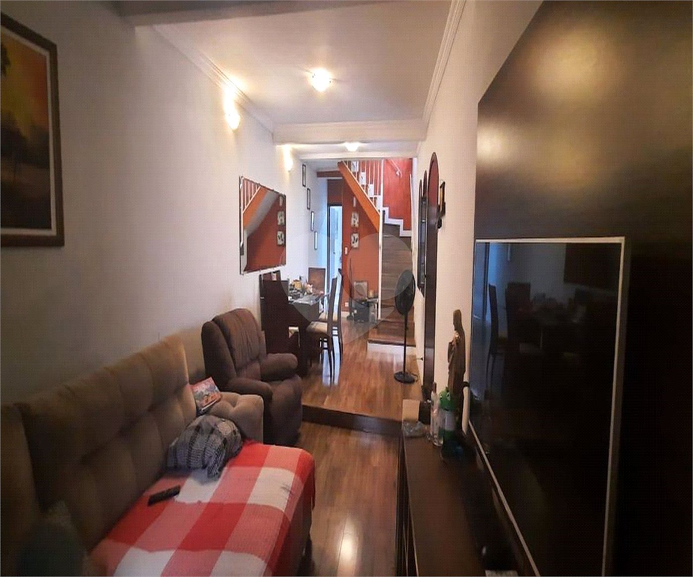 Sobrado à venda com 4 quartos, sendo 1 suíte, em Vila Marari, São Paulo, SP
