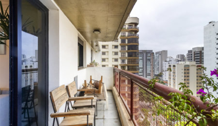 Apartamento à venda com 4 quartos, sendo 1 suíte,  em Indianópolis, São Paulo, SP