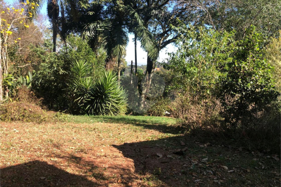 Casa à venda com 5 quartos, sendo 3 suítes, em Serra da Cantareira, Mairiporã, SP